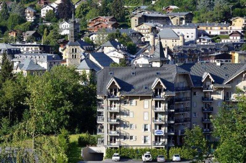 94 m2 spacieux insonorisé en PLEIN CENTRE - deux parkings couverts gratuits et WIFI gratuit ! Saint-Gervais-les-Bains Exterior foto